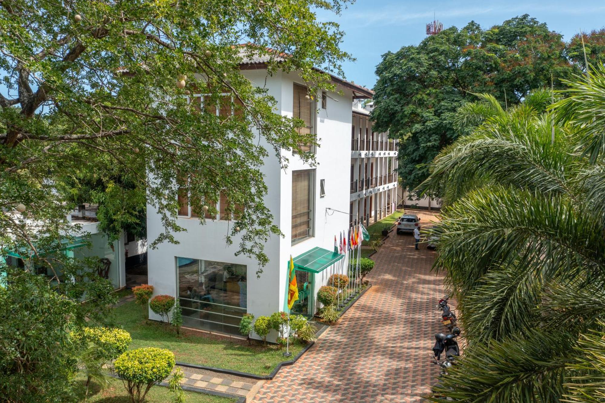 Elephant Eye Hotel Тиссамахарама Экстерьер фото