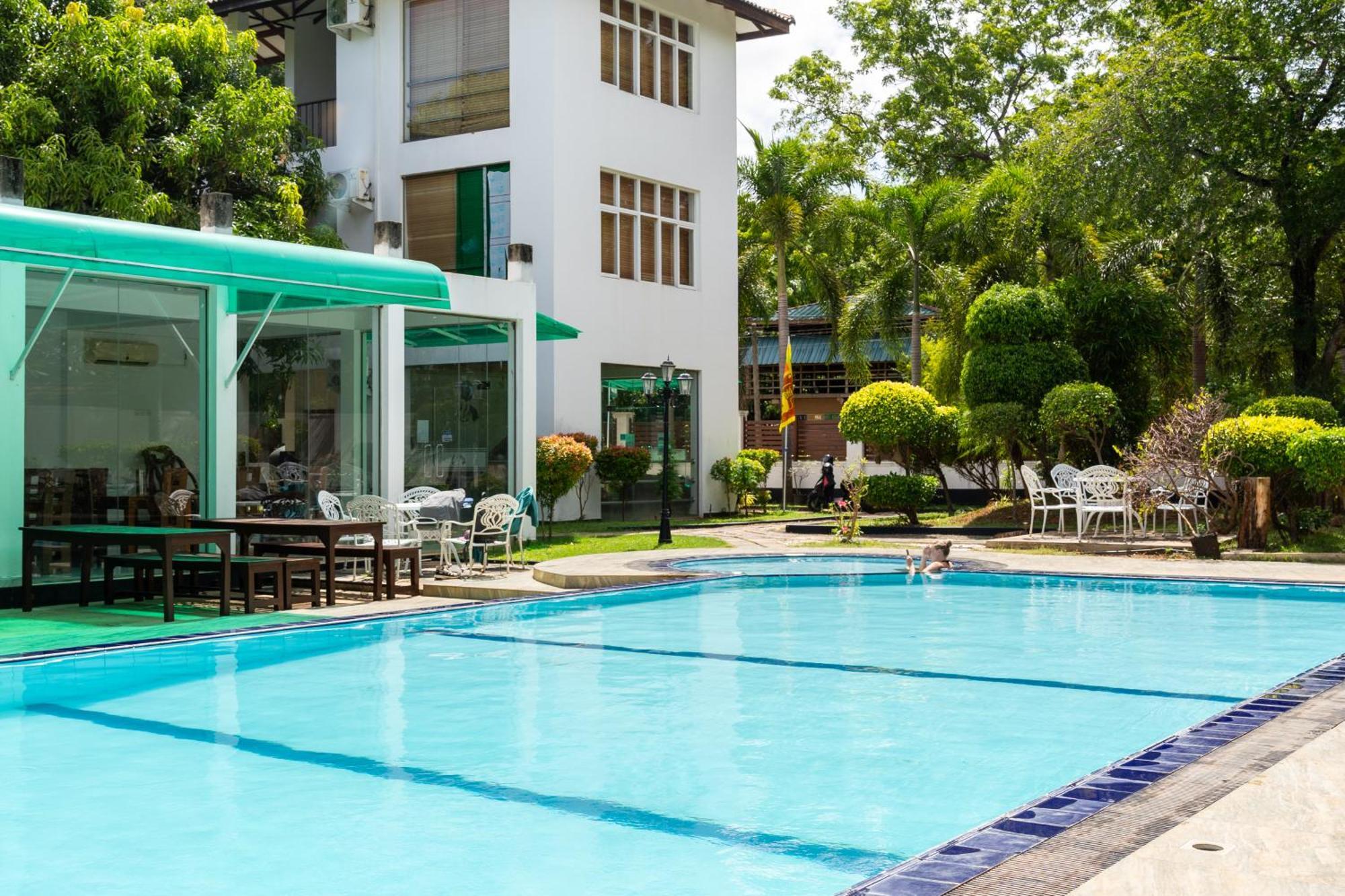 Elephant Eye Hotel Тиссамахарама Экстерьер фото